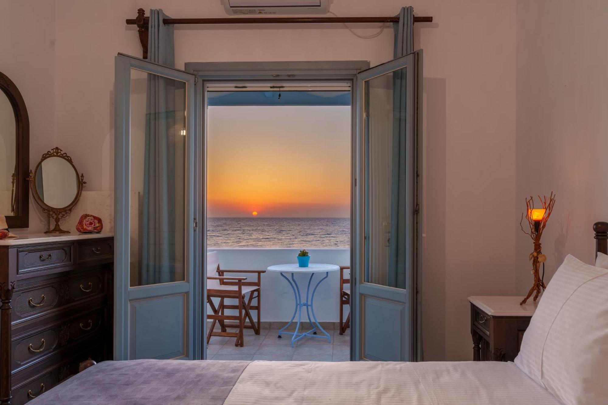 Blue Eyes Beach Villas Monolithos  Exterior photo