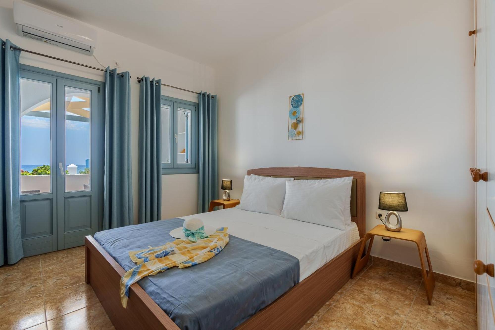 Blue Eyes Beach Villas Monolithos  Exterior photo